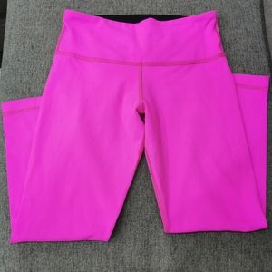 Lululemon pink crops size 4